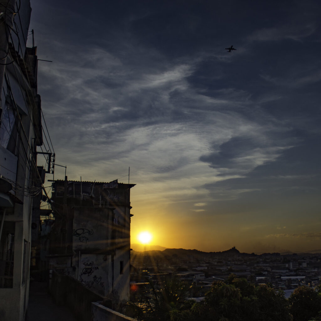 Igrejinha Morro do Timbau vista do pôr do sol