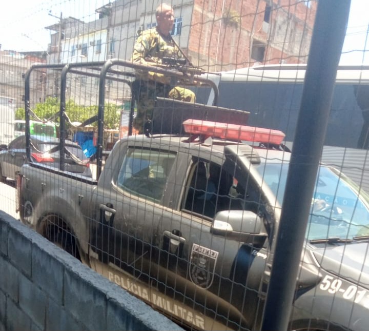 29ª operação policial na Maré realizada pela polícia militar em 2023. (Foto: Redes sociais/ reprodução)