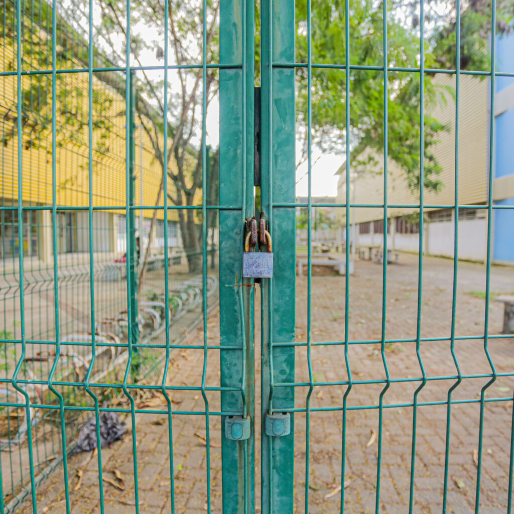 No oitavo dia consecutivo de operação na Maré, estudantes ficam sem acesso à educação (Foto: Affonso Dalua / Maré de Notícias).